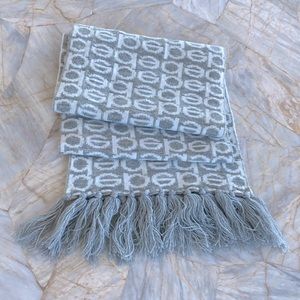 BEBE Scarf Gray/White with Logo